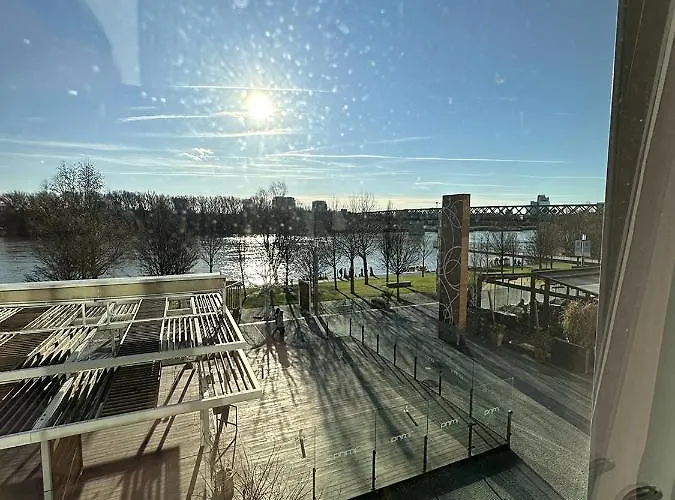 Skau Eurovea Duplex Danube Exclusive View Free Parking Братислава