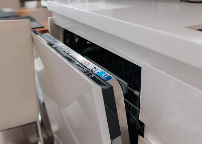 Апартаменти Skau Eurovea Duplex Danube Exclusive View Free Parking *